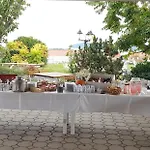 Koczor Winery & 4*