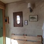 Koczor Winery & بيت ضيافة 4*