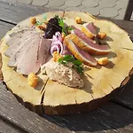 Koczor Winery & 4*