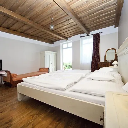 Koczor Winery & ゲストハウス 4*