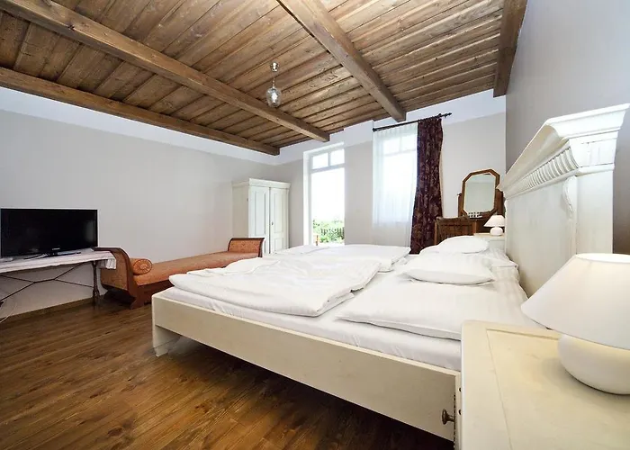 Koczor Winery & Guest house 4*